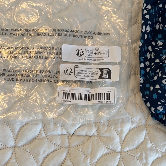 Blue Floral Smocked Bodice Baby Romper Snapped Crotch with Headband 3-6 M - Picture 6 of 8